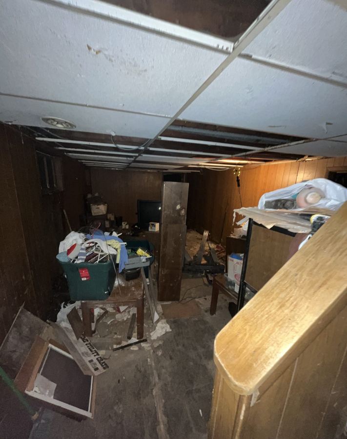 basement, Yale