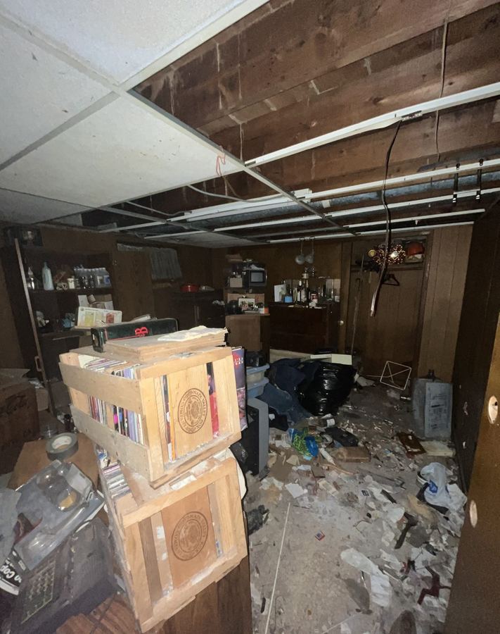 basement, Yale